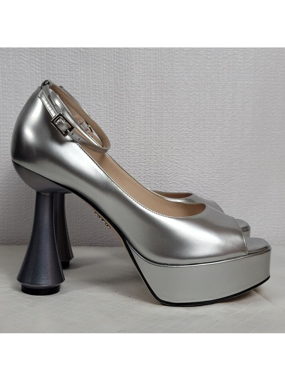 Rodo Patent Leather Ankle Strap Peep Toes Platform Sculptural Heel Shoe Size 38